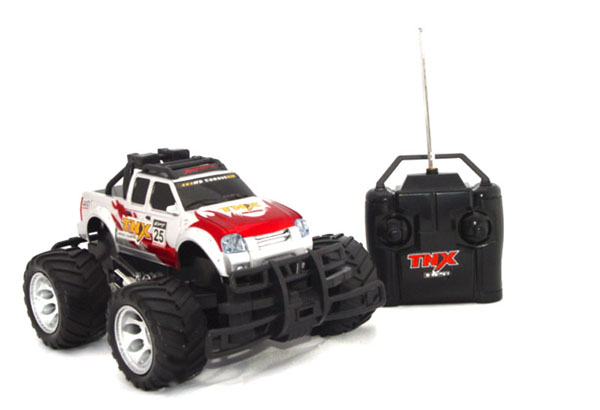 rc toyota pick up silver
